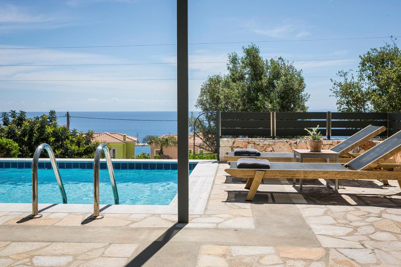 Villa Sea Front Spathíon Exteriér fotografie